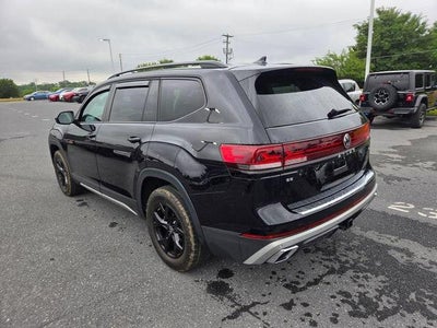 2024 Volkswagen Atlas 2.0T Peak Edition SE w/Technology 4MOTION