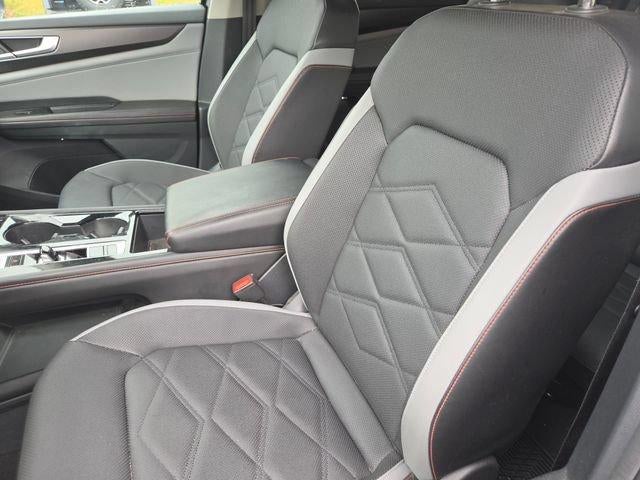 2024 Volkswagen Atlas 2.0T Peak Edition SE w/Technology 4MOTION