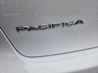 2025 Chrysler Pacifica Select FWD