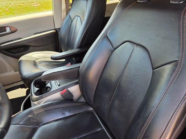 2017 Chrysler Pacifica Touring-L Plus FWD