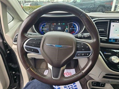 2021 Chrysler Pacifica Hybrid Touring FWD
