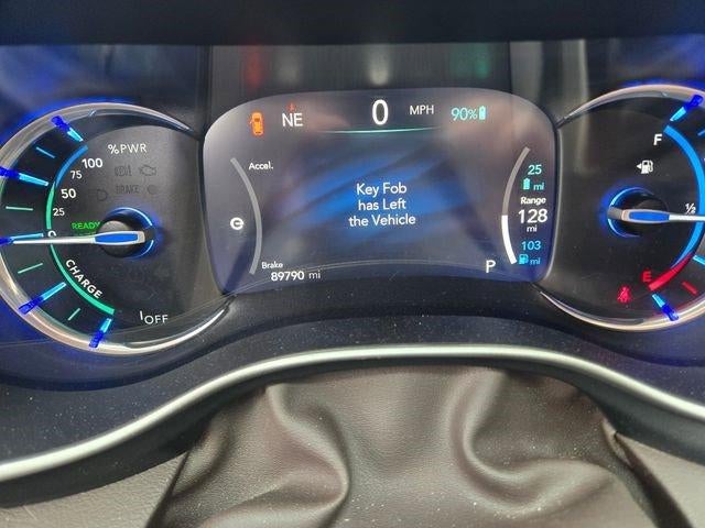 2021 Chrysler Pacifica Hybrid Touring FWD