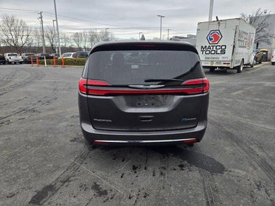 2021 Chrysler Pacifica Hybrid Touring FWD