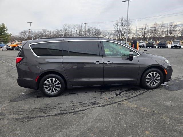 2021 Chrysler Pacifica Hybrid Touring FWD