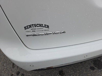 2022 Chrysler Pacifica Touring L AWD