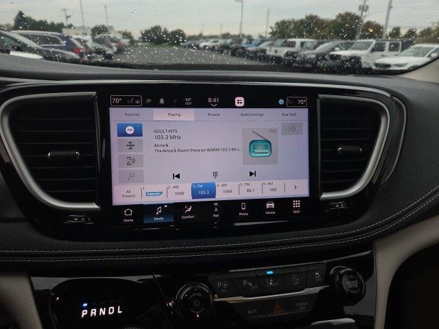 2022 Chrysler Pacifica Touring L AWD