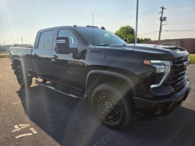 2024 Chevrolet Silverado 2500 HD Crew Cab Standard Box 4-Wheel Drive LTZ
