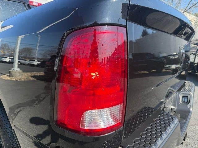 2021 RAM 1500 Classic Tradesman 4x4 Crew Cab 5'7" Box