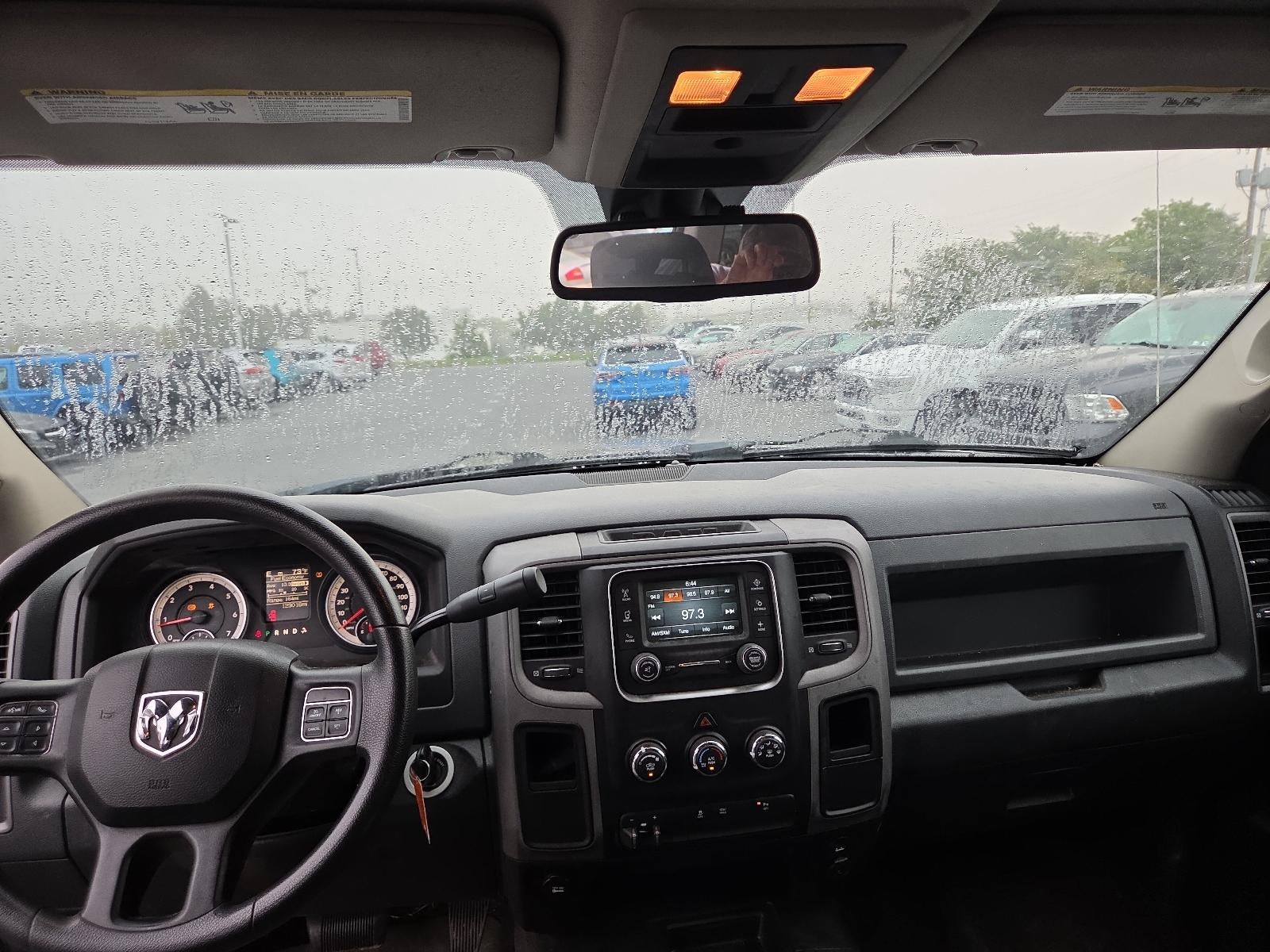2015 RAM 2500 4WD Crew Cab 6.4 Ft Box Tradesman