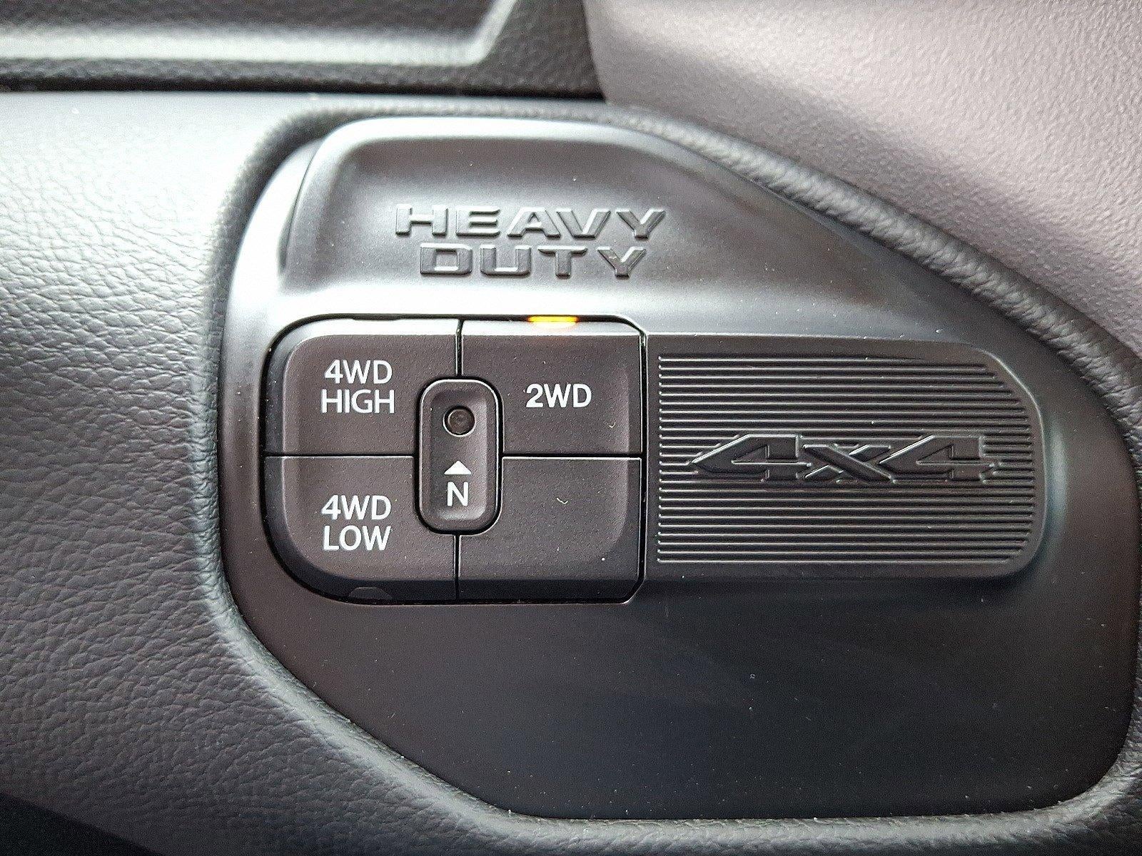 2020 RAM 2500 Big Horn 4x4 Crew Cab 6'4" Box