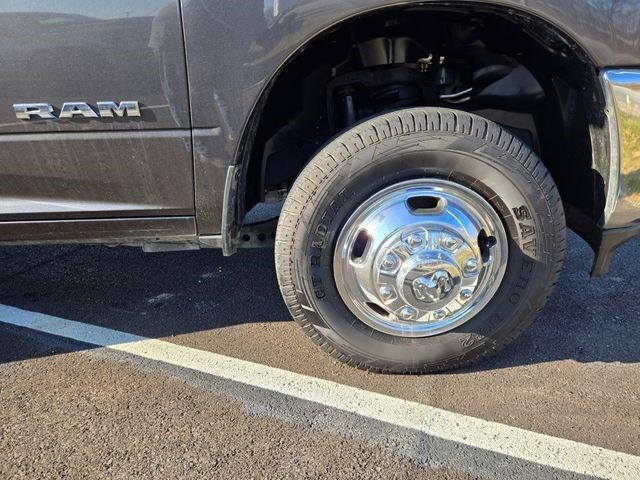 2020 RAM 3500 Chassis Cab Tradesman 4WD Reg Cab 60" CA 143.5" WB