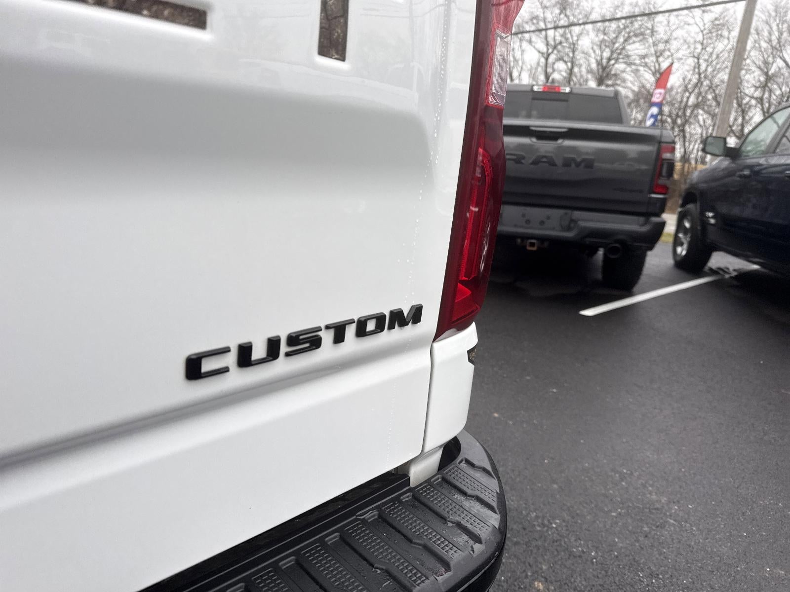 2021 Chevrolet Silverado 1500 Crew Cab Short Box 4-Wheel Drive Custom Trail Boss