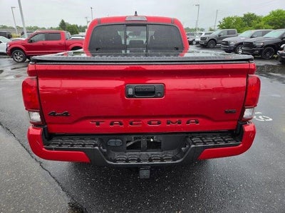 2022 Toyota Tacoma 4WD 4WD SR Double Cab 5' Bed V6 AT (GS)