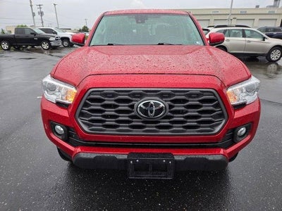2022 Toyota Tacoma 4WD 4WD SR Double Cab 5' Bed V6 AT (GS)