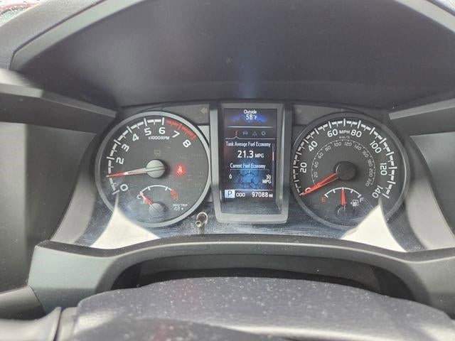 2022 Toyota Tacoma 4WD 4WD SR Double Cab 5' Bed V6 AT (GS)