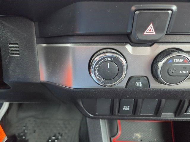 2022 Toyota Tacoma 4WD 4WD SR Double Cab 5' Bed V6 AT (GS)