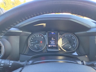 2021 Toyota Tacoma 4WD 4WD TRD Off Road Double Cab 5' Bed V6 AT (Natl)