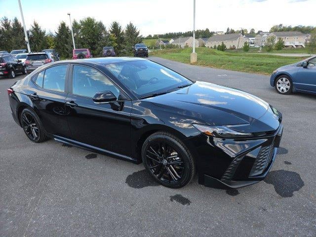 2025 Toyota Camry SE (SE)
