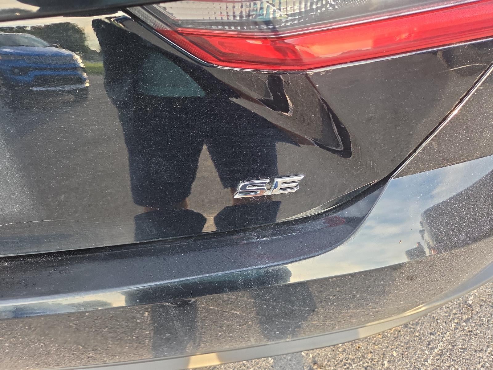 2025 Toyota Camry SE (SE)