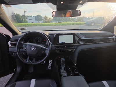 2025 Toyota Camry SE (SE)