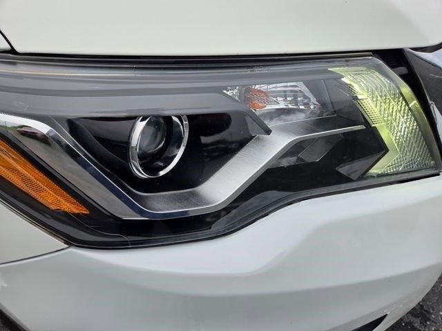 2018 Nissan Pathfinder 4x4 SV