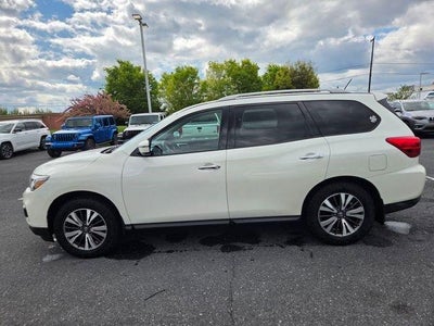 2017 Nissan Pathfinder 4x4 SV