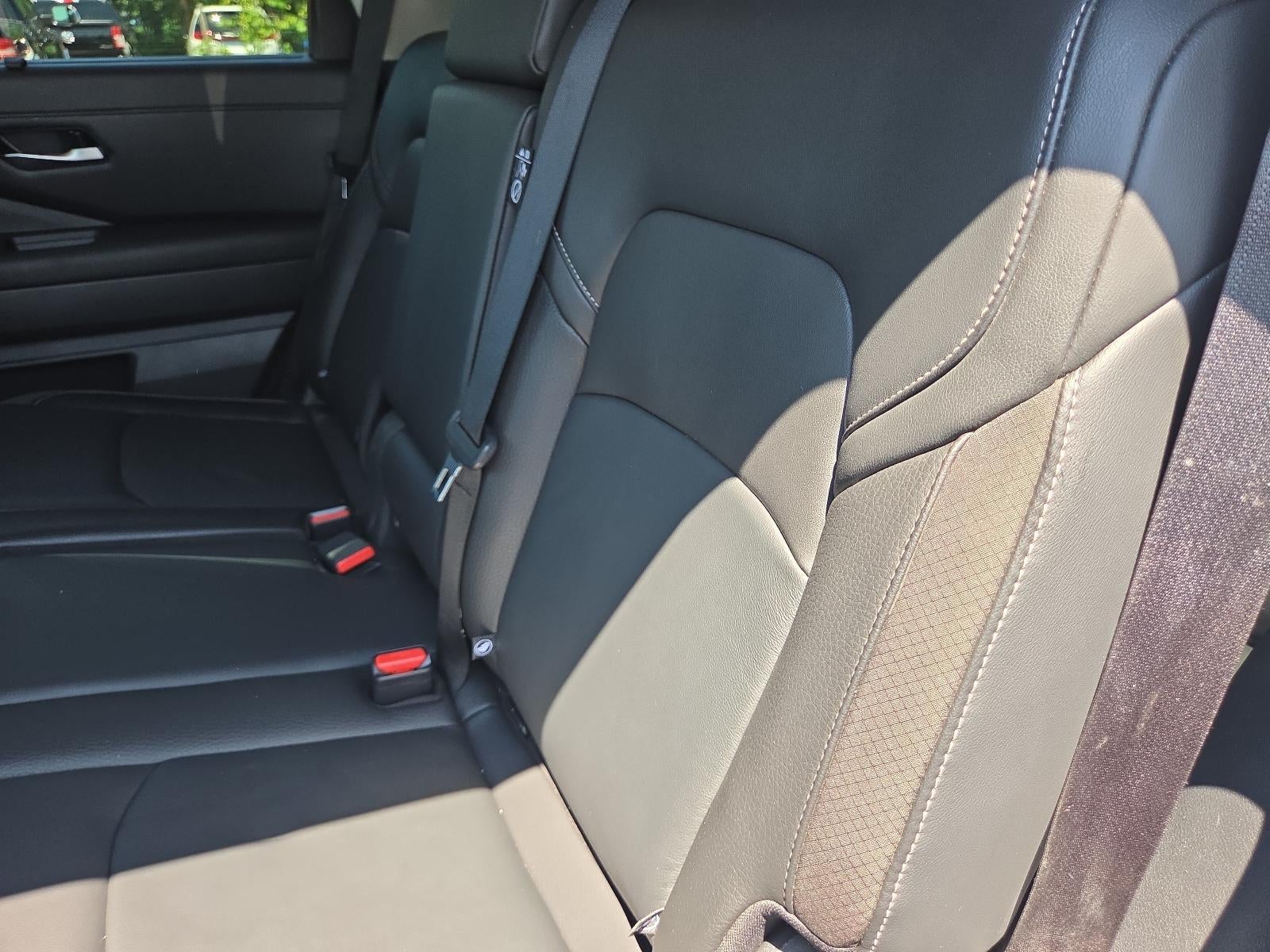2024 Nissan Pathfinder SL 4WD