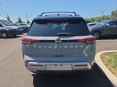 2024 Nissan Pathfinder SL 4WD