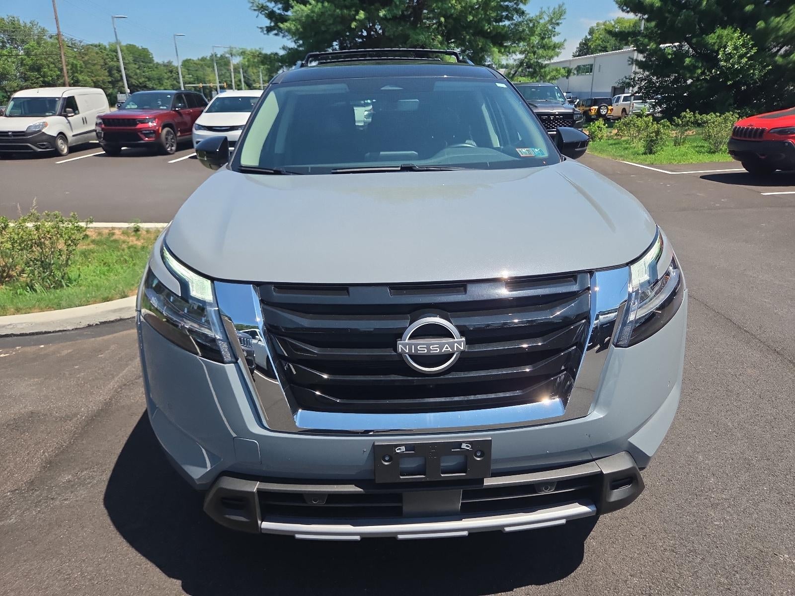 2024 Nissan Pathfinder SL 4WD