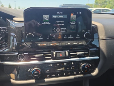 2024 Nissan Pathfinder SL 4WD