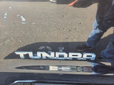 2016 Toyota Tundra 4WD Truck 4WD Double Cab Long Bed 5.7L V8 SR5 (Natl)