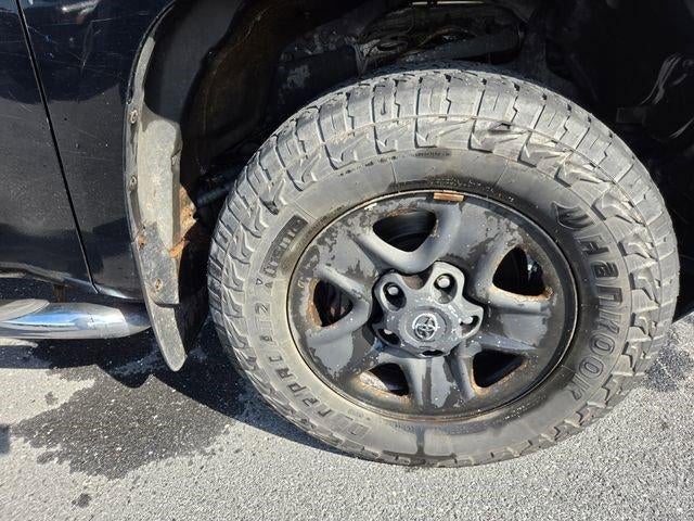 2016 Toyota Tundra 4WD Truck 4WD Double Cab Long Bed 5.7L V8 SR5 (Natl)