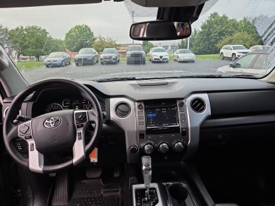 2018 Toyota Tundra 4WD 4WD SR5 CrewMax 5.5' Bed 5.7L (SE)