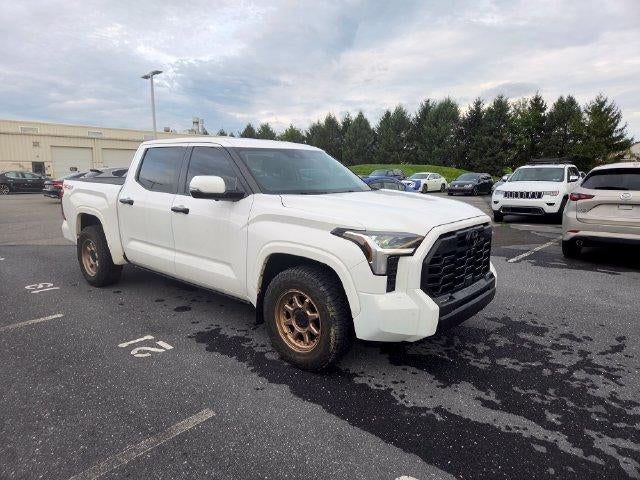 2024 Toyota Tundra 4WD 4WD SR5 CrewMax 5.5' Bed (SE)