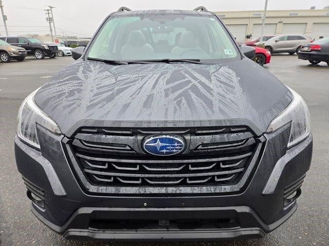 2023 Subaru Forester Premium CVT
