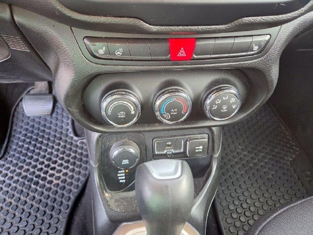 2016 Jeep Renegade 4WD 4dr Latitude