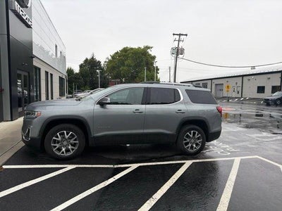 2023 GMC Acadia AWD SLT