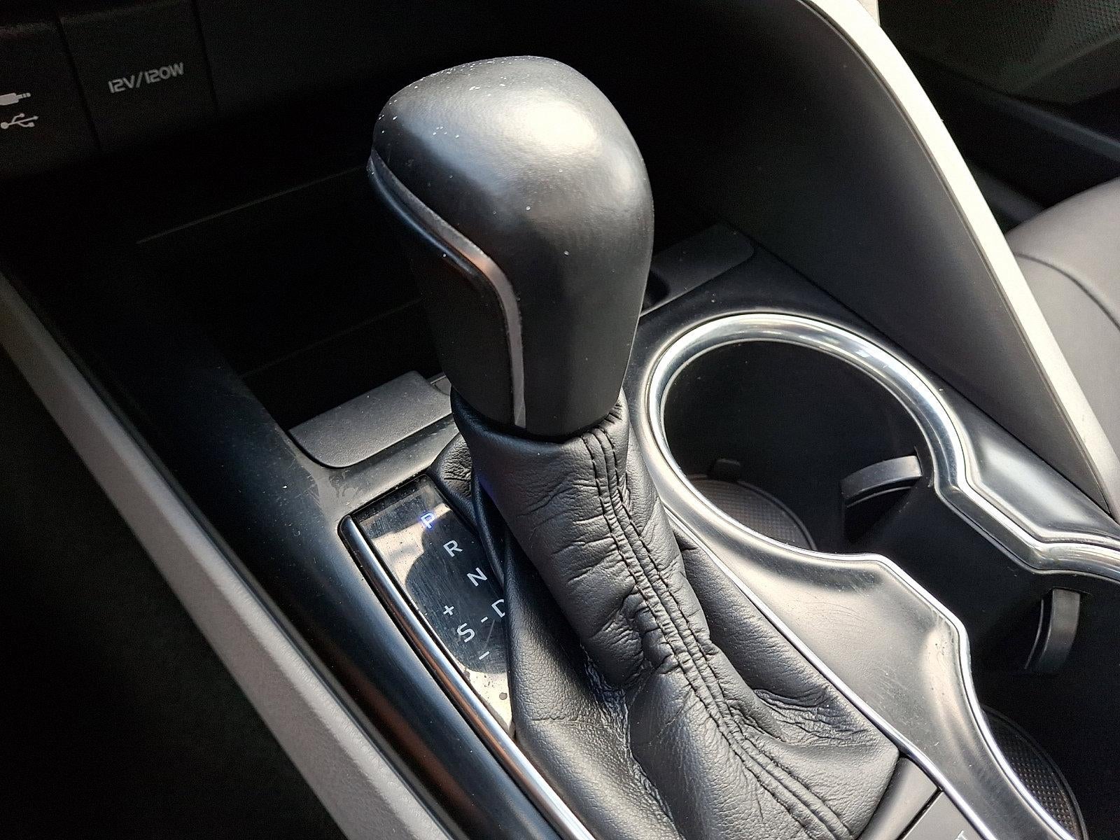 2019 Toyota Camry XLE Auto (SE)