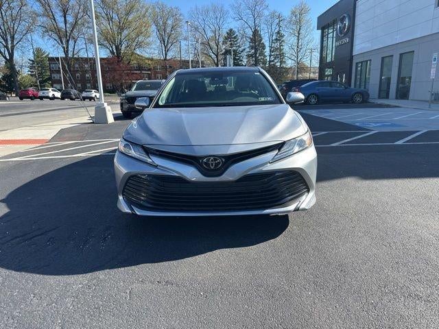 2019 Toyota Camry XLE Auto (SE)