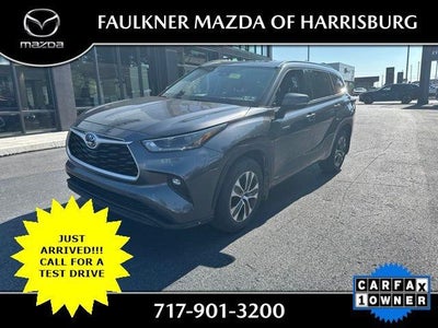 2021 Toyota Highlander Hybrid XLE AWD (Natl)