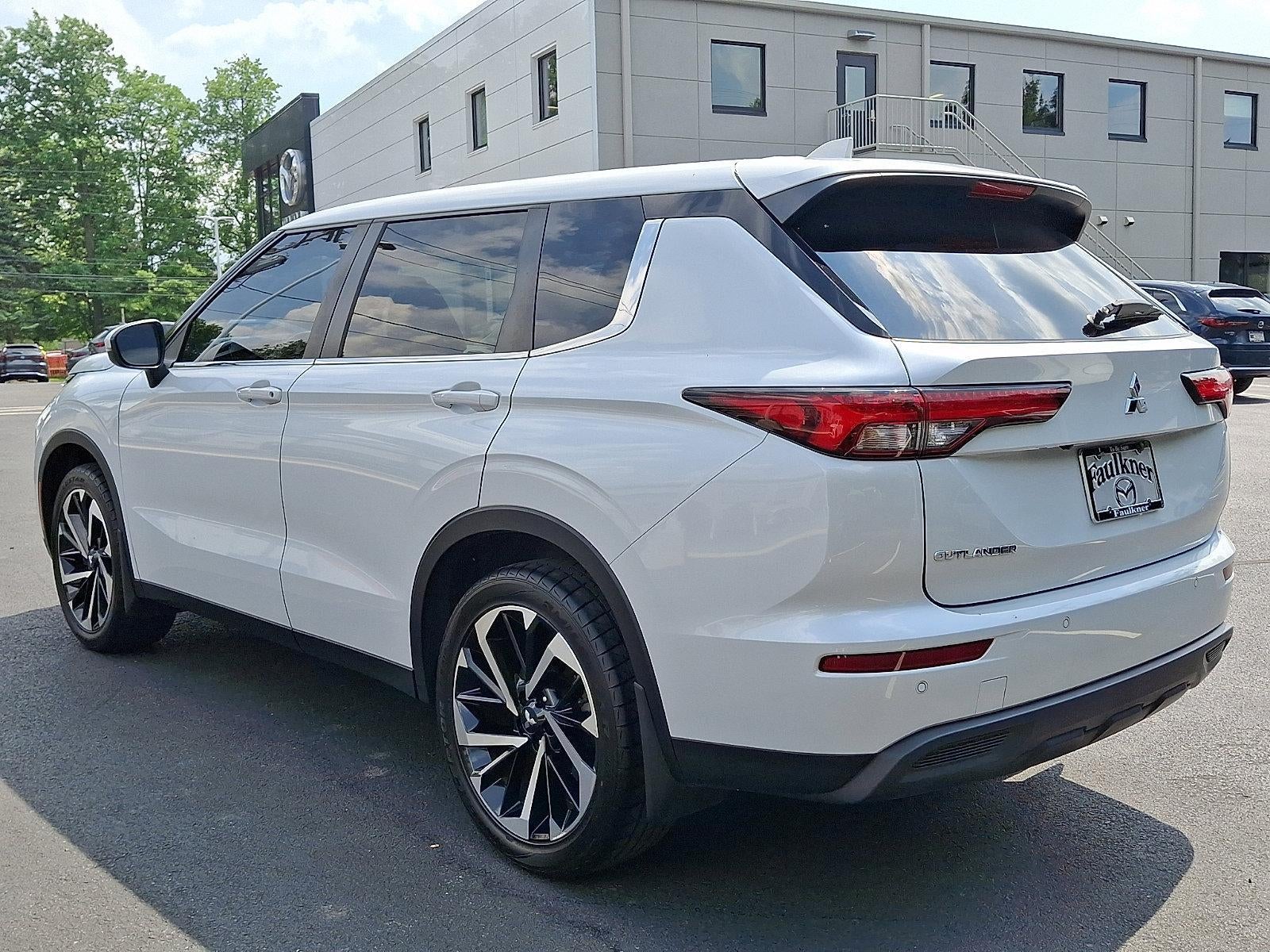 2022 Mitsubishi Outlander ES S-AWC