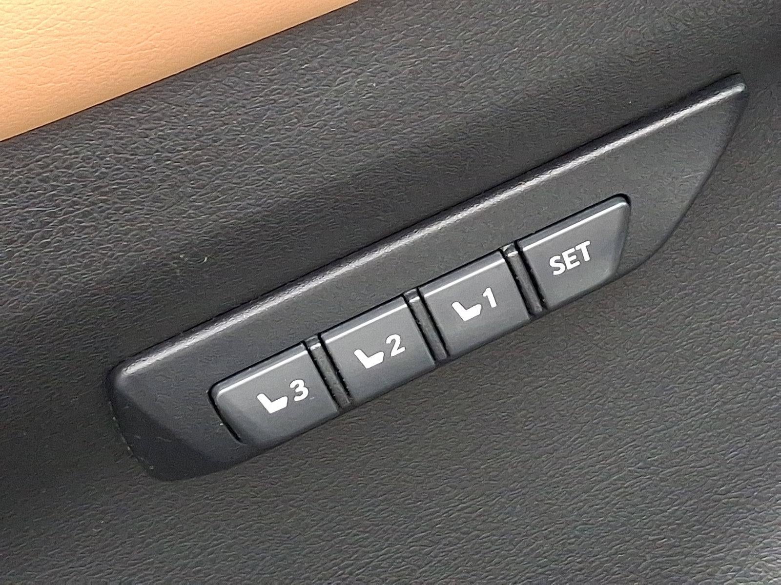 2016 Lexus NX Turbo AWD 4dr