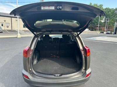 2015 Toyota RAV4 AWD 4dr XLE (Natl)
