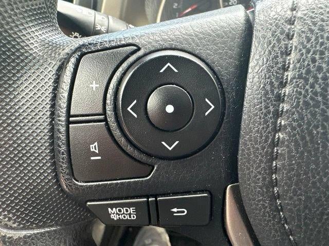2015 Toyota RAV4 AWD 4dr XLE (Natl)