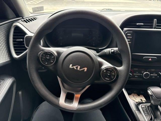 2022 Kia Soul LX IVT