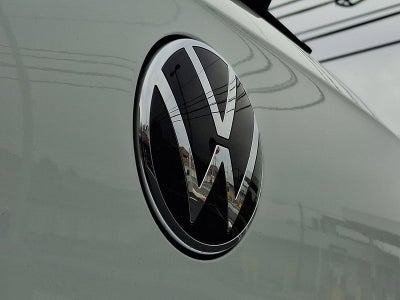 2024 Volkswagen Golf R 2.0T Manual