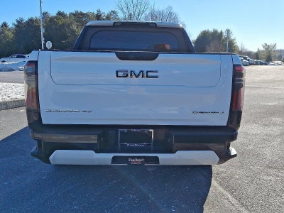 2025 GMC Sierra EV e4WD Crew Cab Max Range Denali