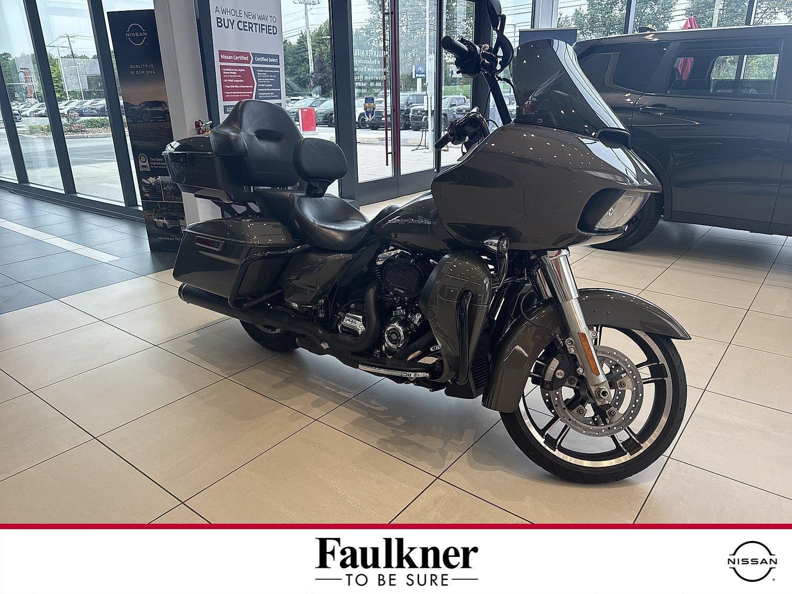 2019 Harley Davidson Touring Base