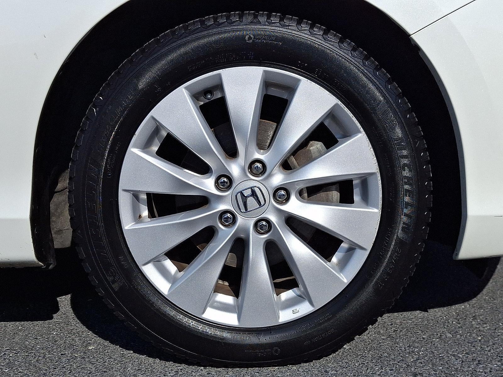 2015 Honda Accord Sedan EX-L V6 Automatic with Navigation