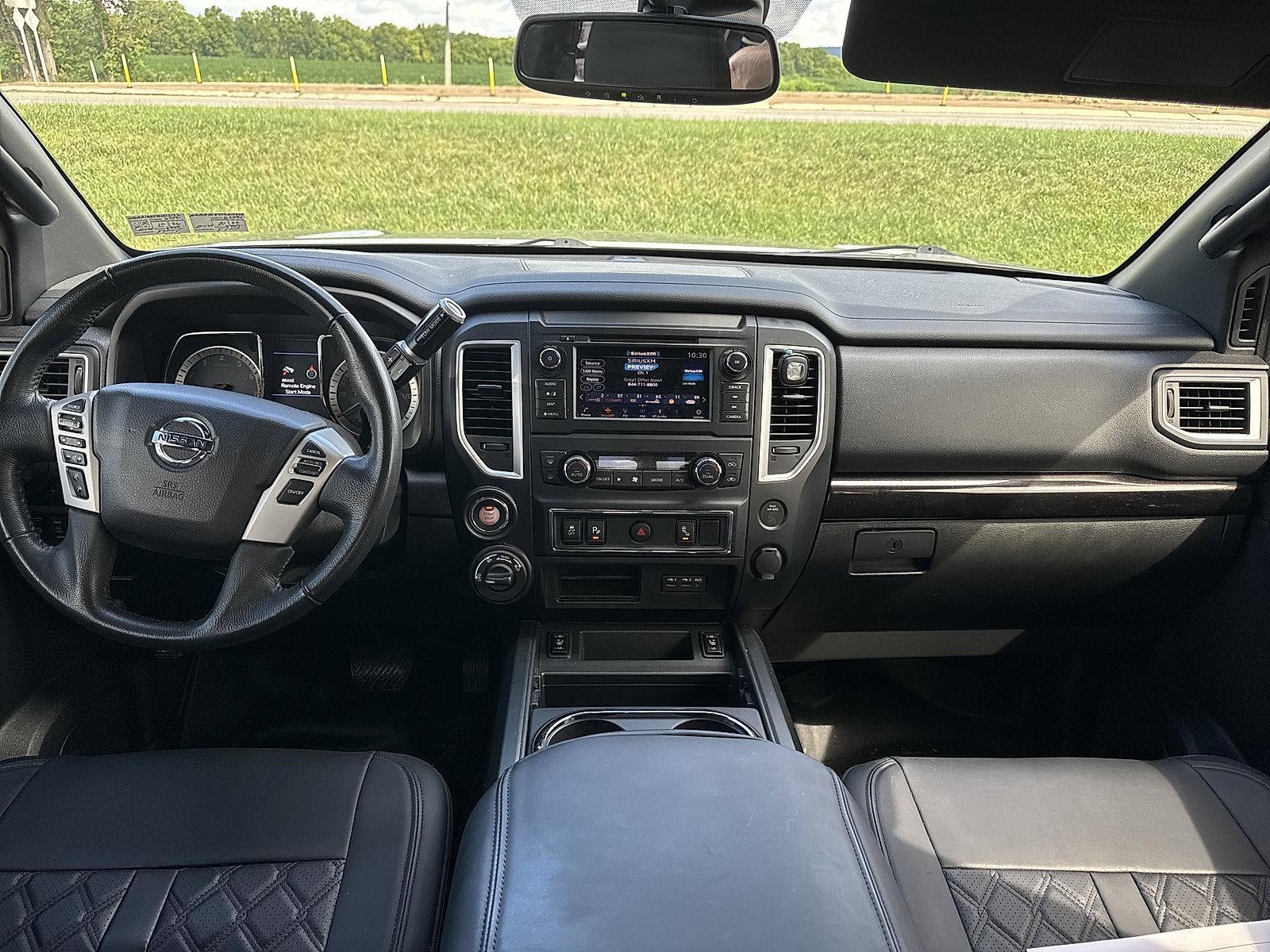 2019 Nissan Titan 4x4 Crew Cab SV